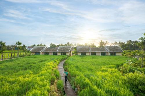 Komsan Kampot Resort