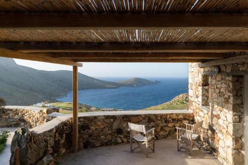 Koukios Cell in Serifos Chora