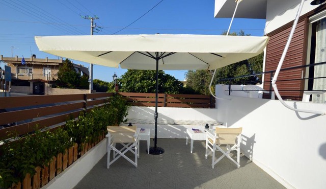 Koukounari Rooms in Skala