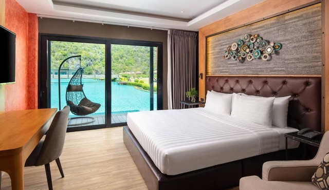 La Isla Pranburi Beach Resort