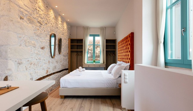 La Luna Della Loggia A3 Suite, Sensing the Beat of the Old Town! in Rethymno