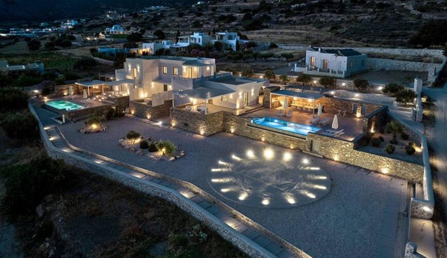 La Vitalite Luxury Villa in Paros