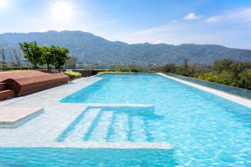 Laguna Skypark cosy apartment golf view