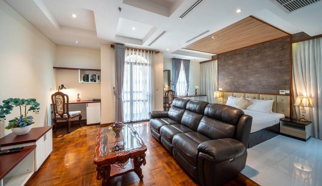 LCS Hotel & Apartment