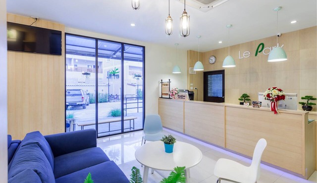 Le Park Hotel