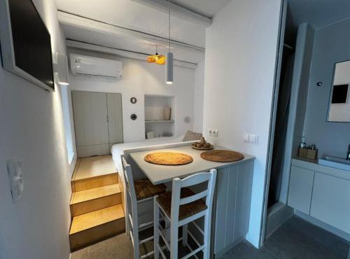 Lefteris Home in Parikia