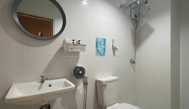 Lemon Tree Khaosan Hostel