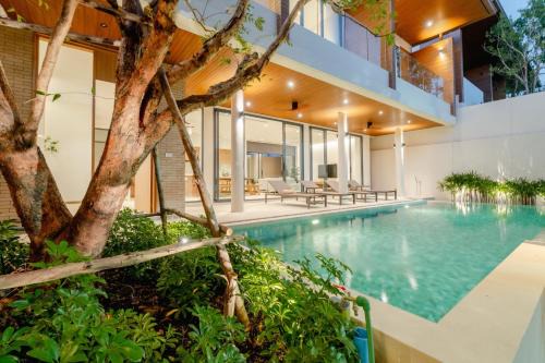 Liva Villa - 10 Mins to Nai Harn & Rawai Beach