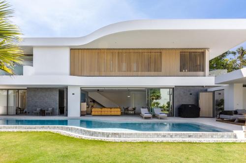 Lux Nine Pasak by MonthstayZ Thailand in Ban Pak Lak
