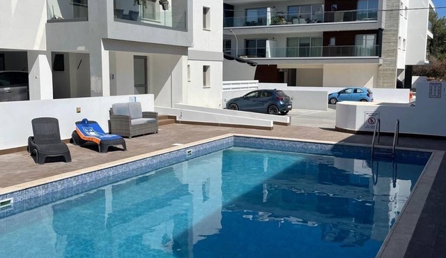 Luxury 3 Bedroom Penthouse apartment with sea view. 10 mins walk to Venus Beach in Paphos