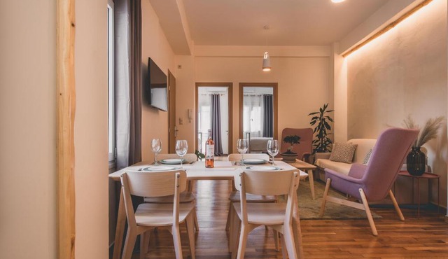 Luxury Apartment with Acropolis View Terrace and Jacuzzi - Living Stone Moonstone in Athens