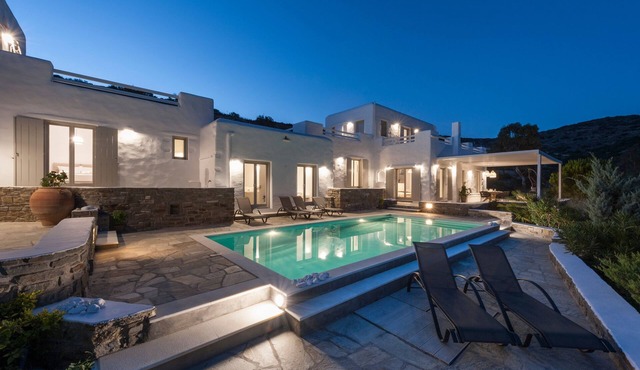 Luxury Complex Ninemia Villas Country House with Sea View, Wi-Fi and Air Conditioning