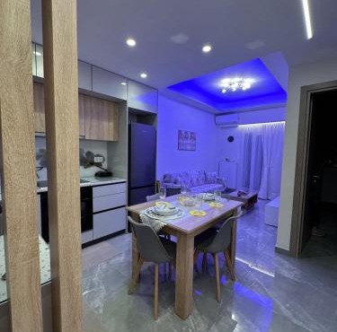 Luxury Haven Fully Renovated Designer Apartment in Piraeus