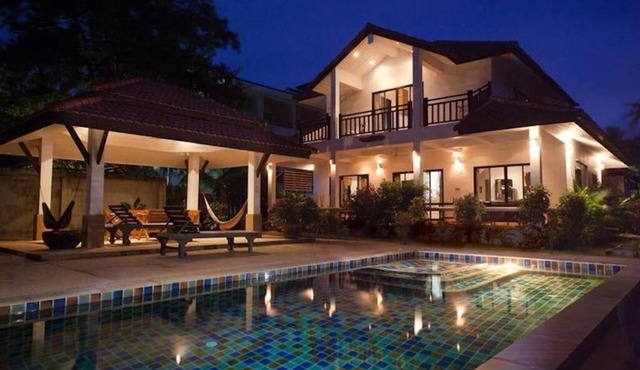 Luxury Pool Villa at Long Beach - Large and well furnished