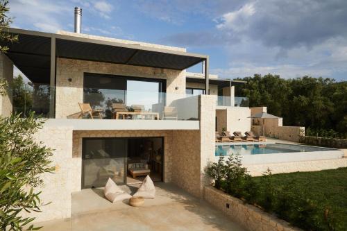 Luxury Stone Houses Corfu in Píthos