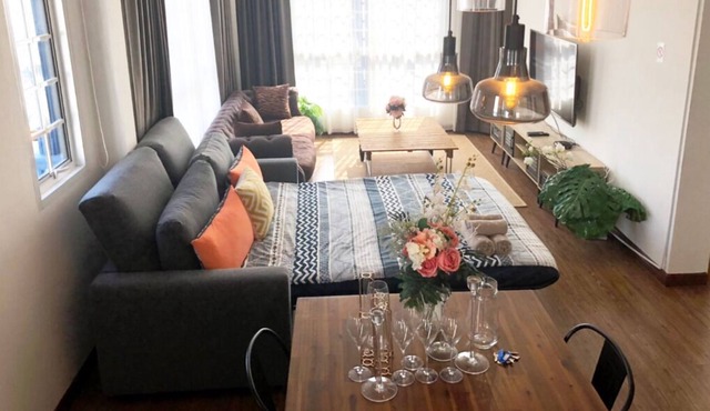 ☆ Max12 persons☆7-10 mins from BTS Phrakanong ,WIFI, StreetFood