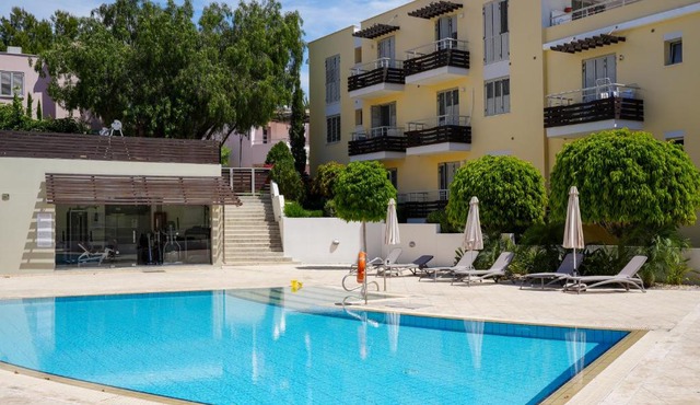 Mediterranean Escape - Coastal 2-Bedroom Apartment Limassol in Limassol