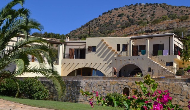 mit Privatpool für 12 Personen in Agia Galini, Kreta by Interhome in Ayia Galini Kriti