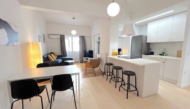 Modern 2BR Exarchia Apt I Walk to Metro & Museums