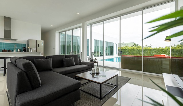 Modern 4 Bedroom Pool Villa - KHA5