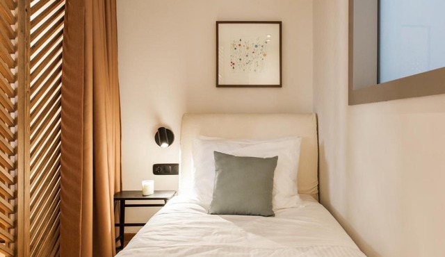 Modern Minimalist 3BD Apartment in Hilton District by UPSTREET in Athens