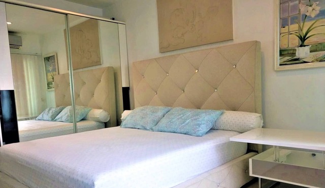 Most livable exclusive condo Under the clouds North Pattaya 32nd floor sea view