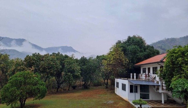 Mountain Front Family Home Big Balcony For 4 Rare Birds, Bikes
