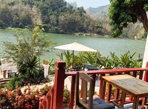 Nam ou view villa in Nongkhiaw