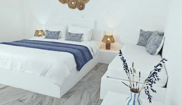 Narges Hotel in Paros