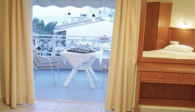Neon Hotel in Istiaia-Aidipsos