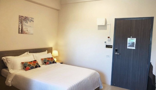 New cozy apartment, 300m away from MRT Suthisan station #12
