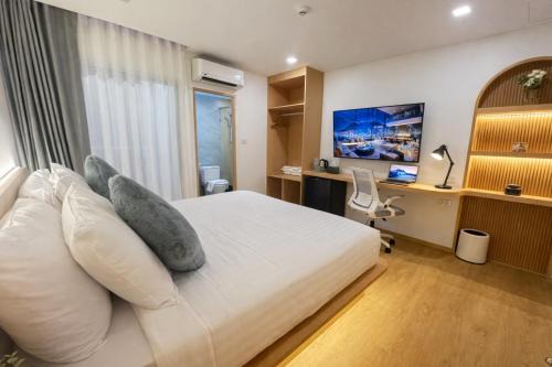 NEW Cozy Luxury King Bed Fast WiFi Ekkamai BTS in Bangkok