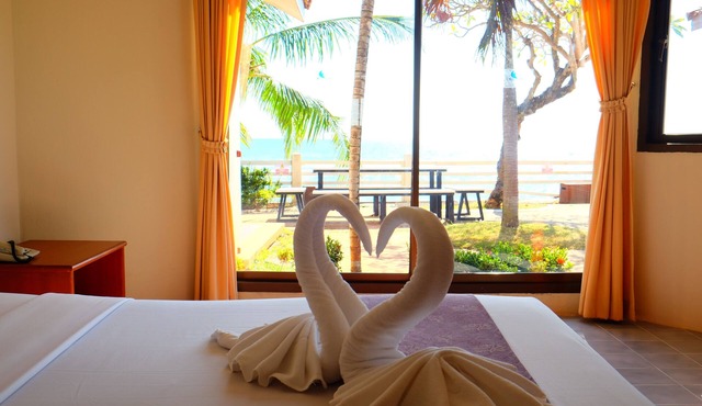 New Travel Beach Resort