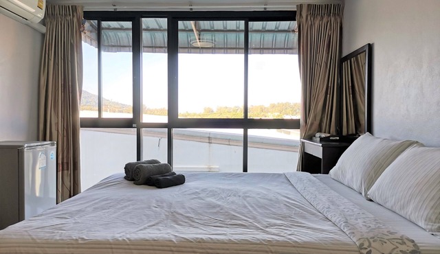 Nice Nap Hostel in Sa Khu