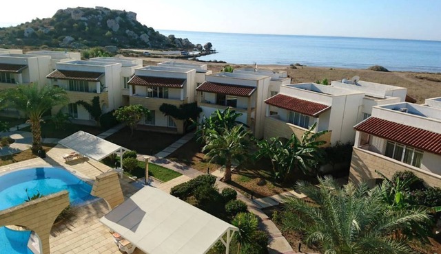 Nice Pool View 2 Bedroom Flat in Kalecik