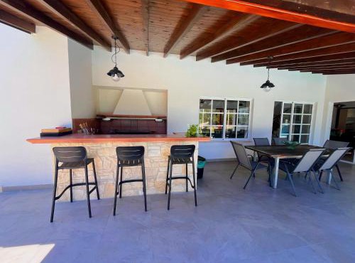 Niki villa in Pano Akourdalia