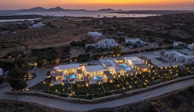 Noble Pearl Villas with Pool View & 7000 sq.m Beautiful Garden - Villa 1 in Paros