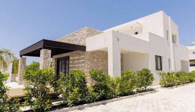 Noera Villas 1 | Elegant Two-Bedroom Villa with Private Pool near Kremasti Beach in Kremasti