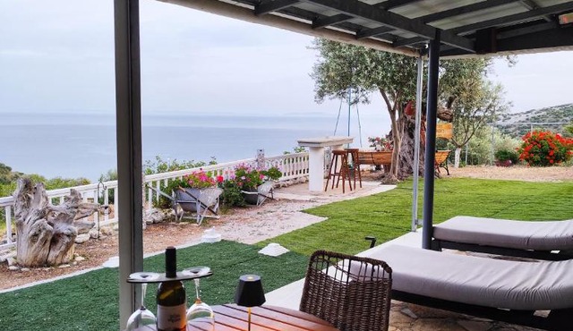 Off Grid Romance in Samos in Ireon