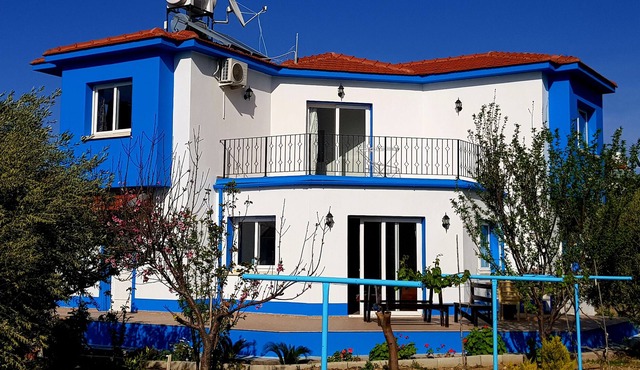 Olive Tree Villa 3 Double Bedrooms With Spectacular Mountain Sea View in Kyrenia