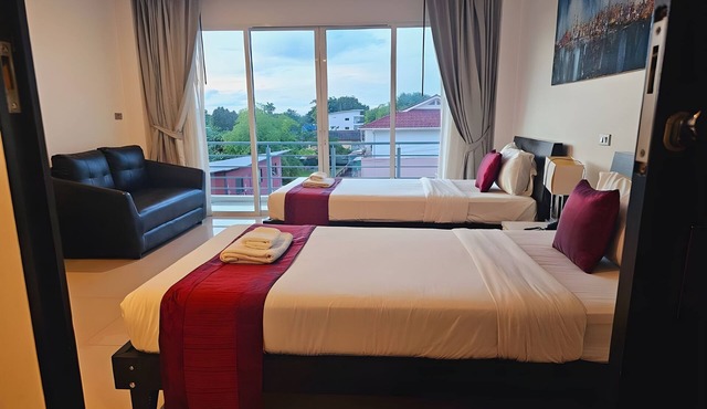 One World One Home Naiharn Hotel in Rawai