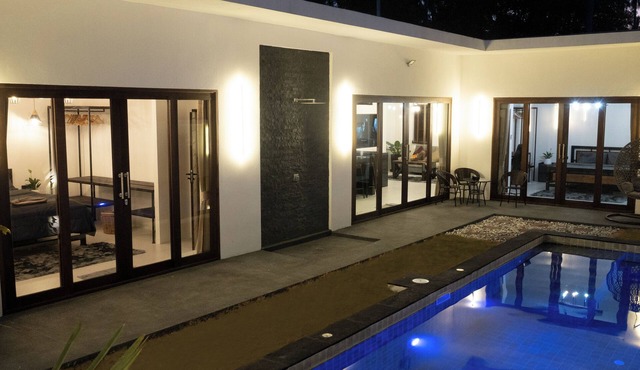 Ozzy Villa Phangan a Beautiful contemporary 2 bedroom private villa