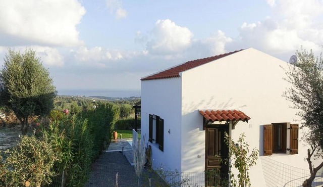 Panoramic Estate in Kyriannav for 4 in Rethymno