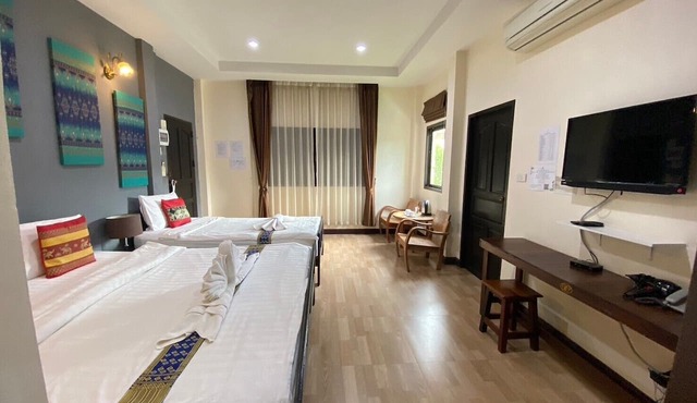 Park & Pool Resort