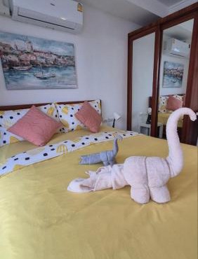 PB329 Phuket's best oceanfront studio