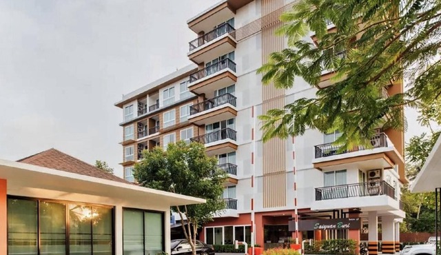 Peaceful Condo in Rawai, poolside apartment with washer