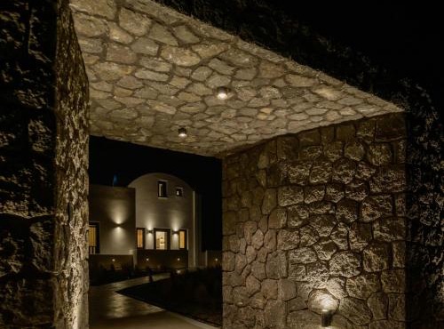 Penny's House New Luxe Jacuzzi Villa 400m from Sea in Perivolos