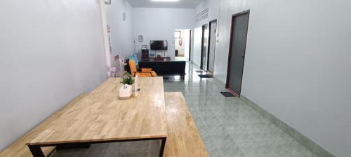 PHP Home Betong พีเอชพี โฮม เบตง บ้านพักเหมาหลัง 10 คน ใจกลางเบตง Private House Near Attractions in Betong