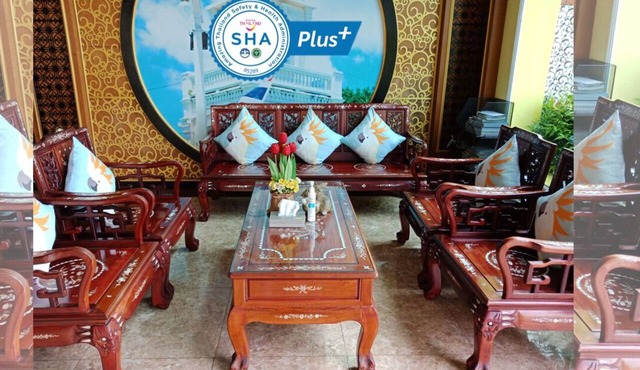 Phuket Chinoinn Hotel in Phuket