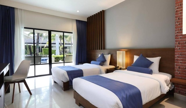 Phuket Town, 7 km from Chinpracha House, Room with pool access.